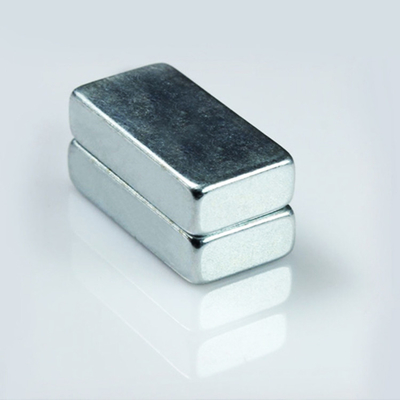 よい価格 N40リニア モーターのネオジムの永久的な磁石40X10X10mm ROHS オンライン
